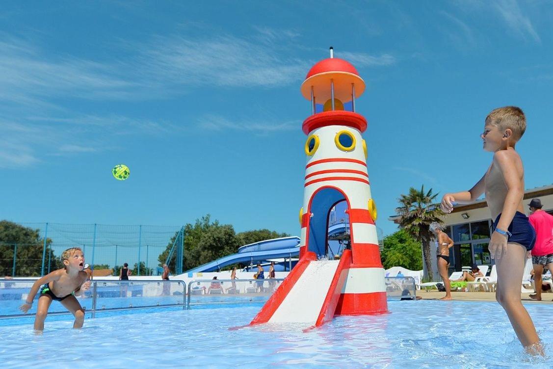 Camping Saint-Georges D'Oleron Bagian luar foto