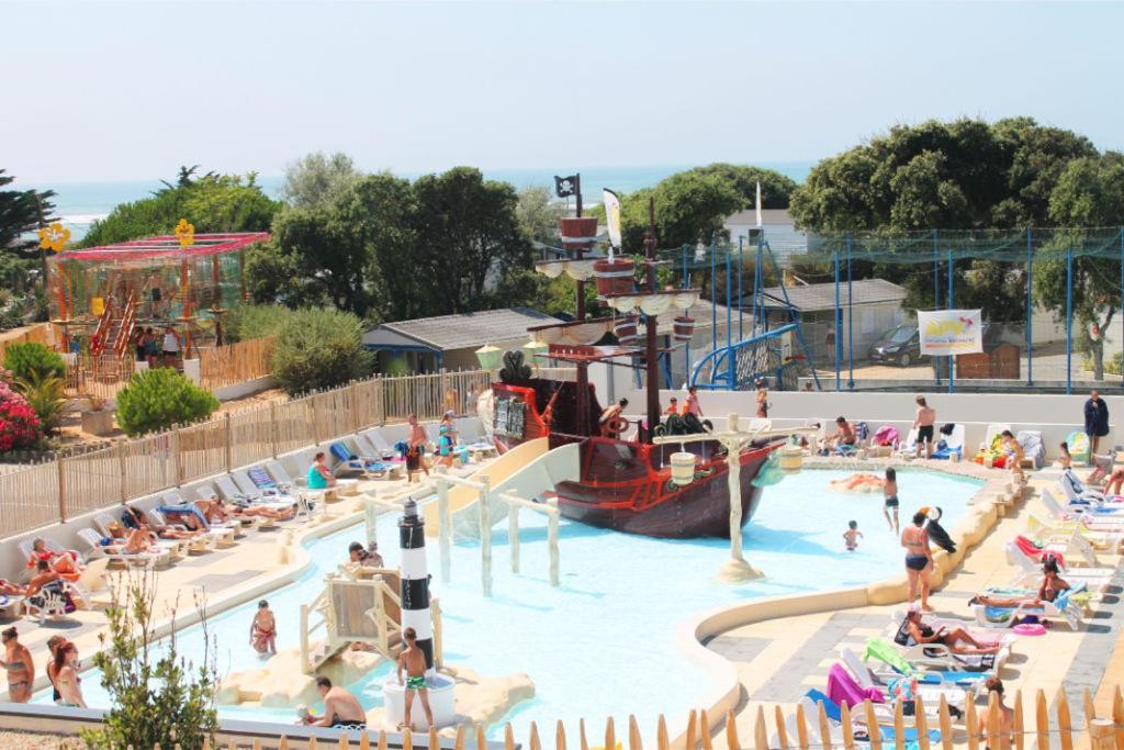 Camping Saint-Georges D'Oleron Bagian luar foto